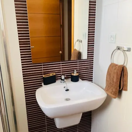 Seafront Apartment *