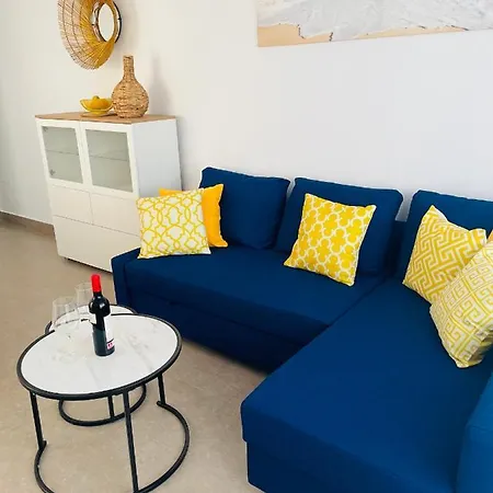 Seafront Apartmán *