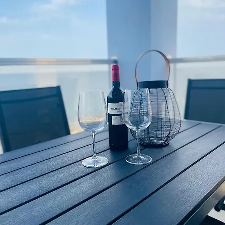 Seafront Apartamento
