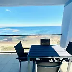 Seafront * 라망가델마르메노
